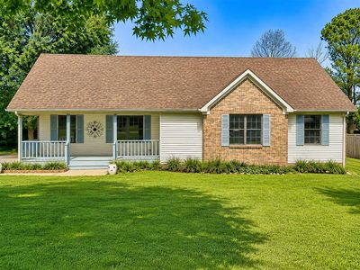 221 Winston Ln