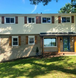 1090 Betty Zane Rd