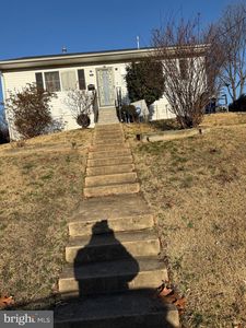 3845 Pinewood Ter