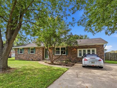 247 West Dr