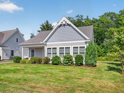 2 Kings Pine Lane #123