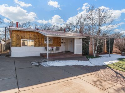 2704 Alamosa Dr