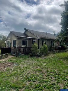Property at 130 Lombard St, Falls City, OR
