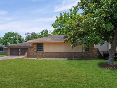 9011 Sandpiper Dr