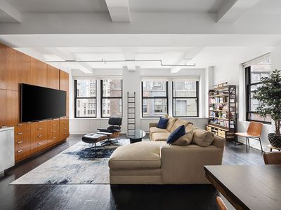 249 W 29th St APT 8N