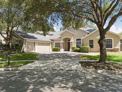 457 CHINAHILL COURT