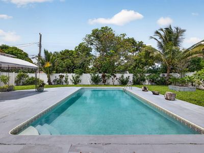813 Date Palm Drive