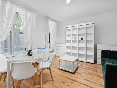 211 W 144th St APT 1C