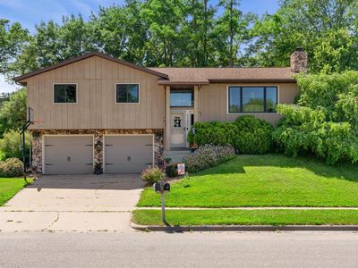 1105 Oak AVENUE NORTH North