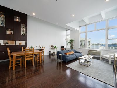 1500 Hudson St APT 12V