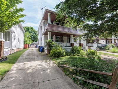 10801-10803 Bernard Ave