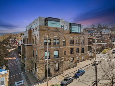 Property at 5267 Holmes St APT 402, Pittsburgh, PA