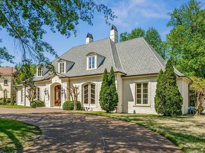 287 Cloister Green Ln