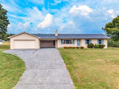13700 Lakeshore Dr