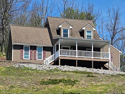 945 Fincastle Tpke