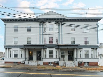 55 Pleasant St