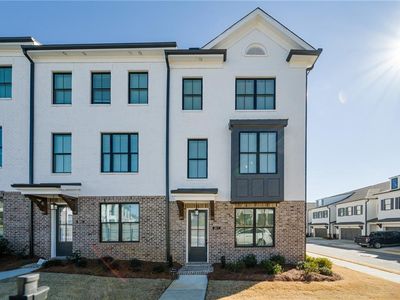 601 Millcroft Blvd