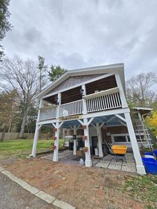 609 Country Way