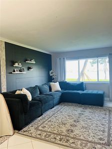 19001 NE 14th Ave APT 107