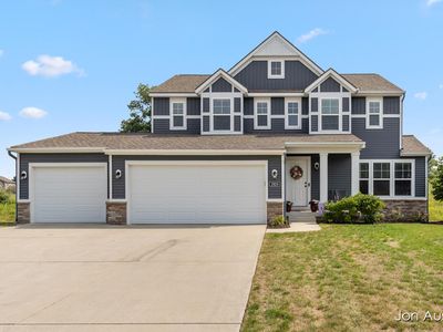 2929 E Morgan Trl NE