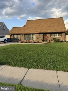 16 Parkside Cir