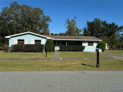 2199 W Devon Dr