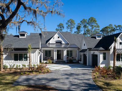 Riverrun / C Plan, Tampa Bay Area Luxury Homes