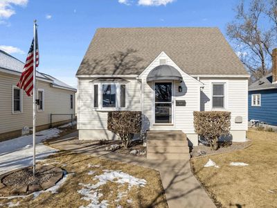 2616 South East Avenue