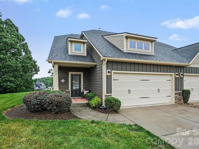 104 Boxtail Way