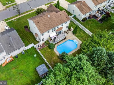 894 Ashburn Way