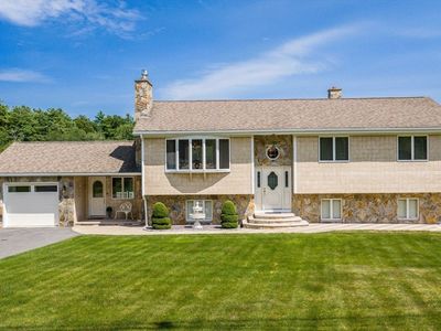 38 Cushing Ln
