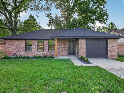 Property at 106 Little Bill Ln, Willis, TX
