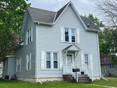 Property at 500 S Johnson St, Charles City, IA