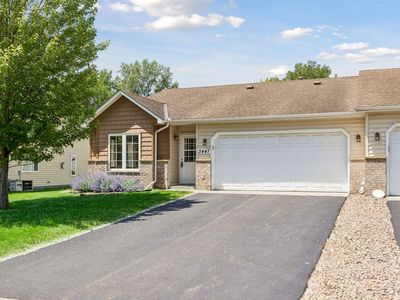 3447 Valento Cir