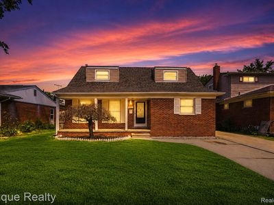 18317 Spring Ct S