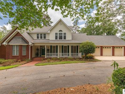 102 Cherokee Dr