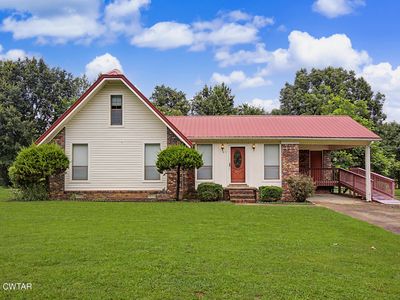 85 Holland Ln