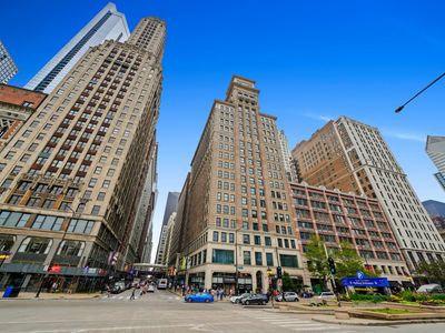 6 N Michigan Ave UNIT 706