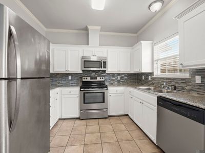 Property at 4106 Jefferson Woods Dr, Baton Rouge, LA