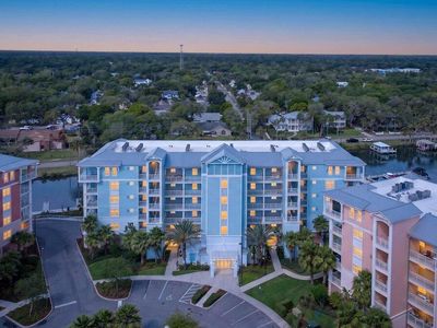 3 Riverwalk Dr #202
