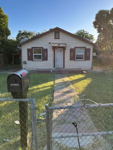 1019 Sullivan Ave