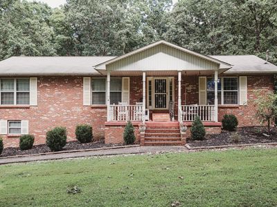651 Oak Shadow Dr