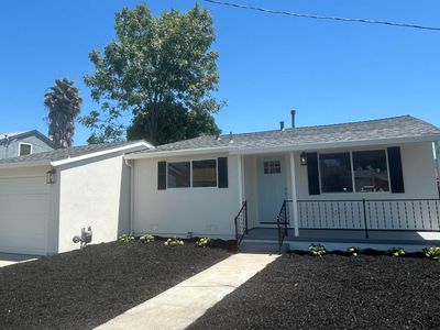 887 Linnea Ave