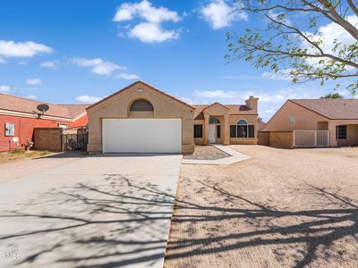 1040 Fairwind Ave