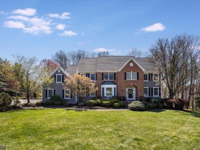 2 Fieldcrest Rd