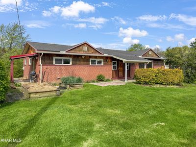 389 Ridgeview Ln