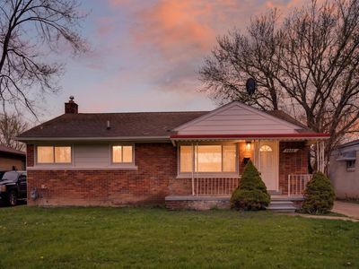 5022 S Middlebelt Rd