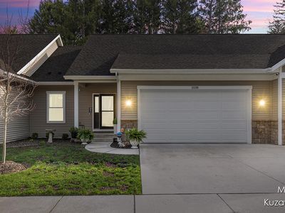 1038 Grosvenor Dr #29