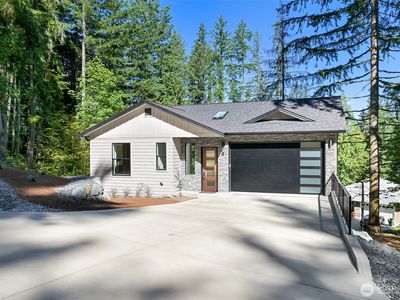 13 Clematis Lane