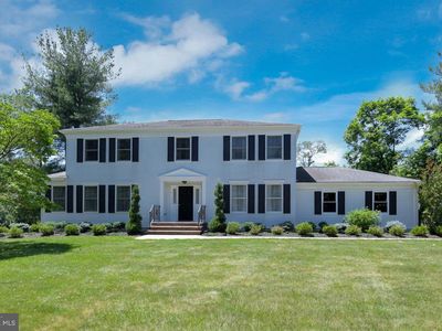 6 Dana Ct